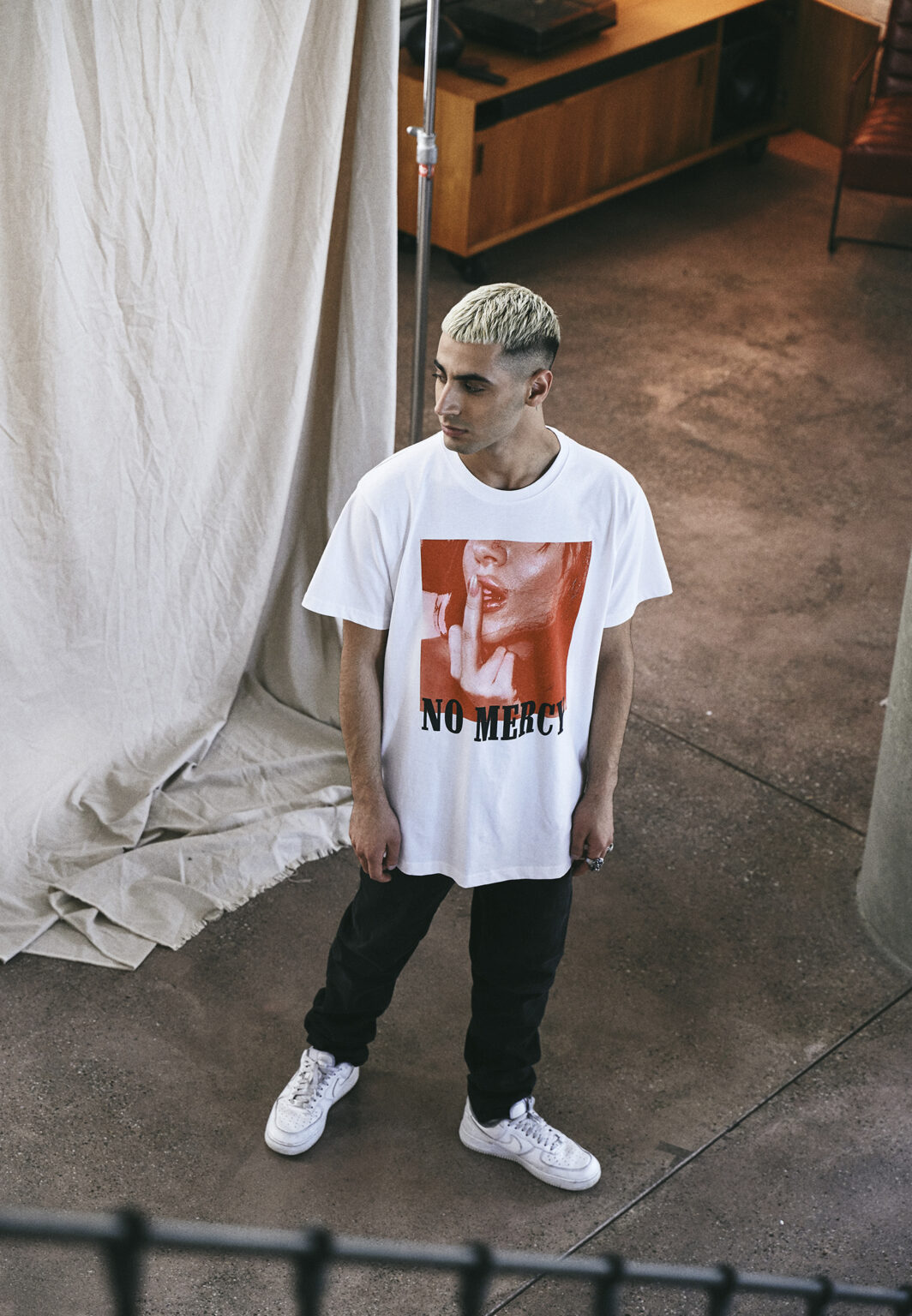 White T-shirt No Mercy