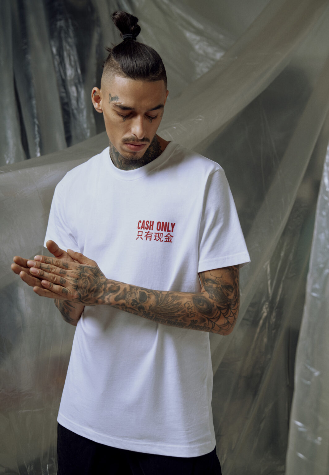 White T-shirt for cash only
