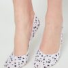 White socks Yups ax4141a. R01