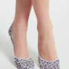 White socks Yups ax4141b. R01