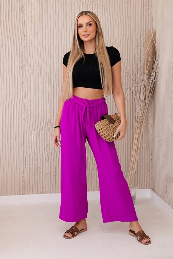 Wide-waisted trousers in dark purple colour
