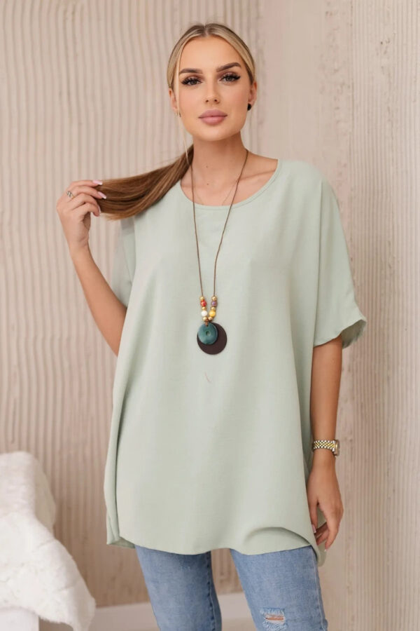 Włoski Oversized blouse with pendant bright green