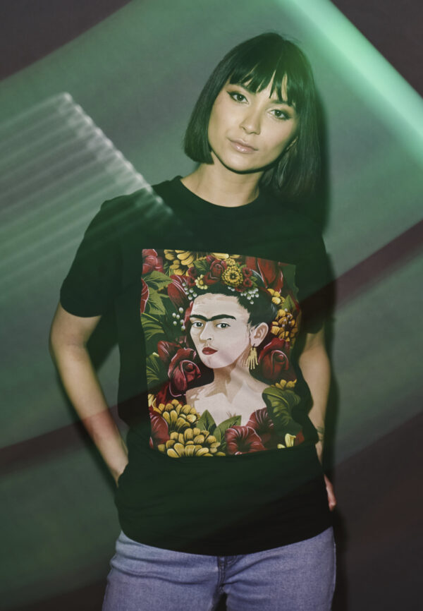 Women's T-shirt Frida Kahlo Portrait black