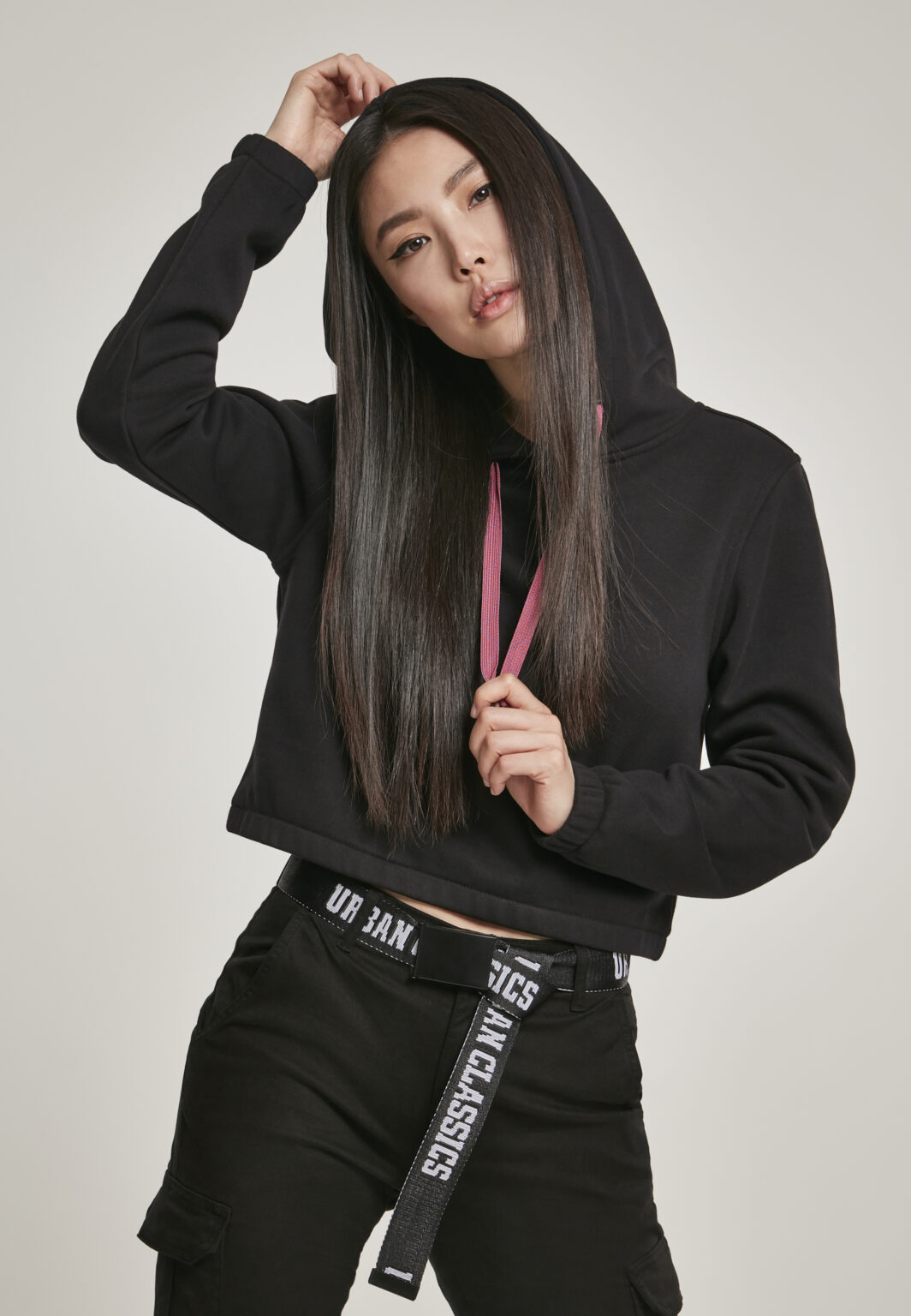 Women's contrasting drawstring with hood black