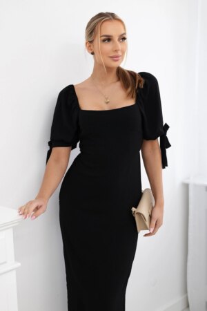 Women's dress gathered at the back with tied sleeves - black