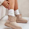 Women's platform snow boots made of eco suede beige Atteria