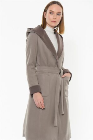 Z6422 DEWBERRY WOMEN'S COAT-PLAIN BEIGE
