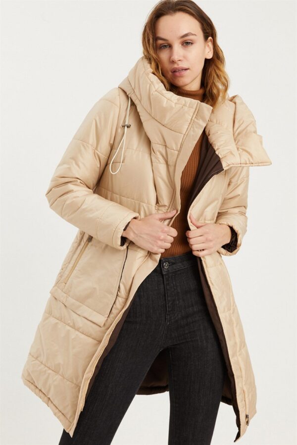 Z6652 DEWBERRY WOMEN'S COAT-BEIGE
