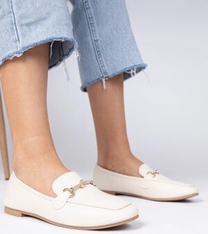 marka niezdefiniowana Beige elegant moccasins with gold decoration and rhinestones Kalisa