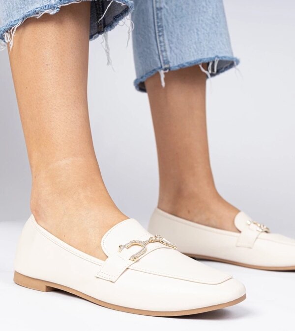 marka niezdefiniowana Beige elegant moccasins with rhinestones Banzao