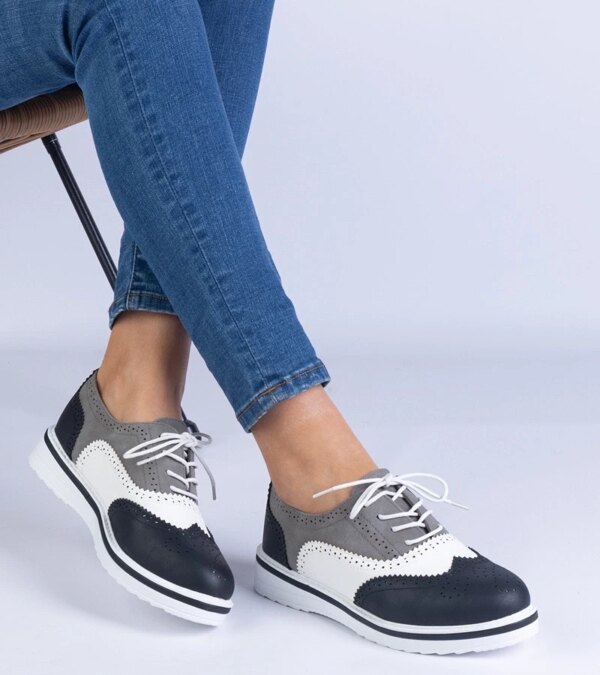 marka niezdefiniowana Black classic oxford shoes Toddi