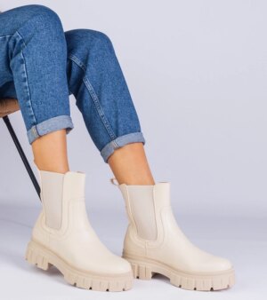 marka niezdefiniowana Black cowboy boots on the block heel Abigail