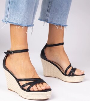 marka niezdefiniowana Black espadrille sandals with a wedge Malasia