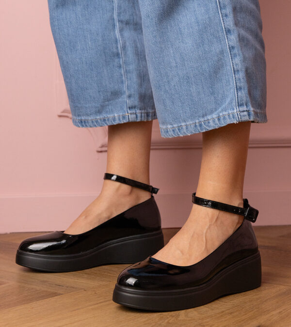 marka niezdefiniowana Black patent leather platform Oxfords Tanga