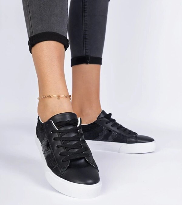 marka niezdefiniowana Black sneakers with animal print decorated with glitter Walorin