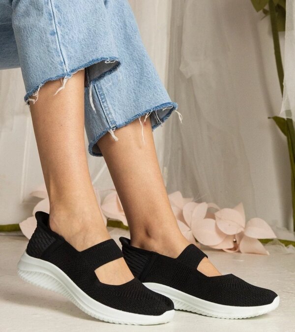 marka niezdefiniowana Black women's slip-on sneakers with embossed sole Muratti