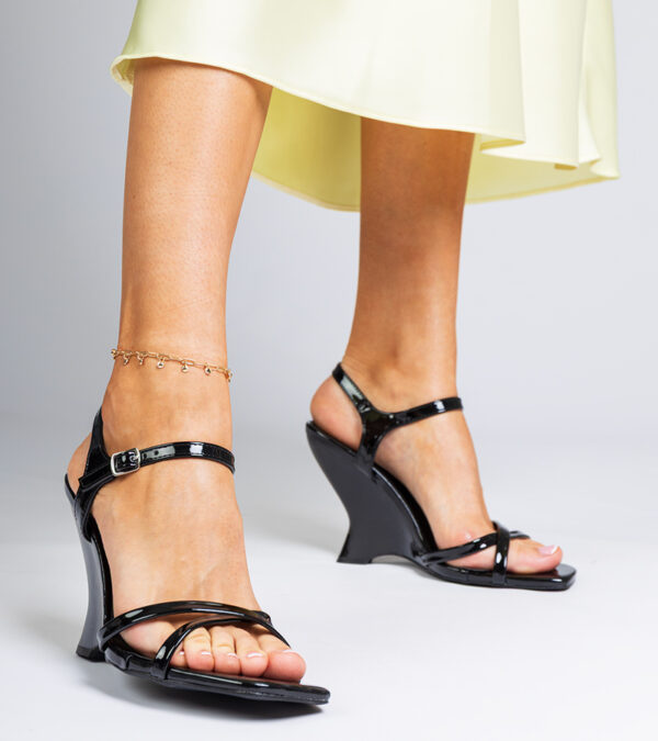 marka niezdefiniowana Black women's wedge sandals Jessy