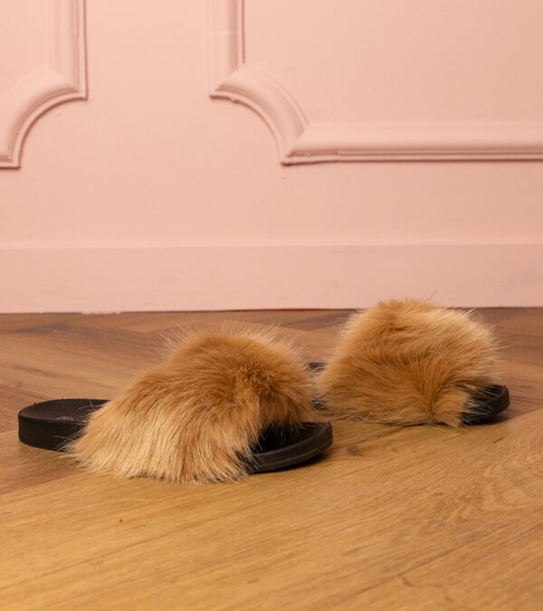 marka niezdefiniowana Brown children's fur slides Malinka