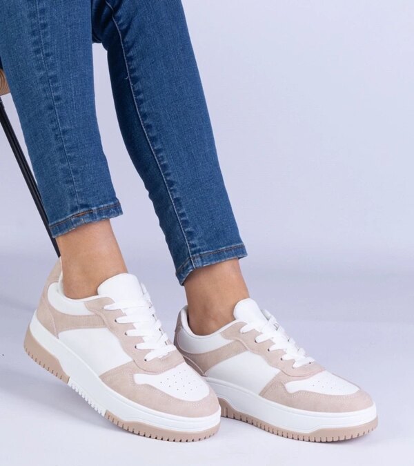 marka niezdefiniowana Brown sneakers with a thick sole Undina