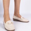 marka niezdefiniowana Cream loafers with a wedge and matte finish Sambada
