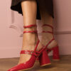 marka niezdefiniowana Red patent pumps on a block heel Ferida