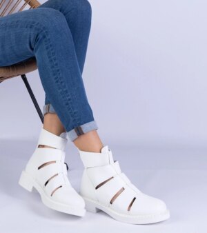 marka niezdefiniowana White ankle boots made of eco-leather with cutouts on a flat heel Kalipso