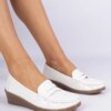 marka niezdefiniowana White loafers with a wedge Zorani