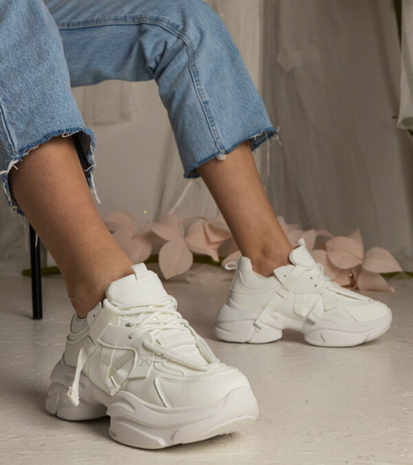 marka niezdefiniowana White massive women's sports sneakers Zarina