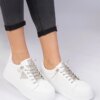 marka niezdefiniowana White sneakers with silver rhinestones Treysi