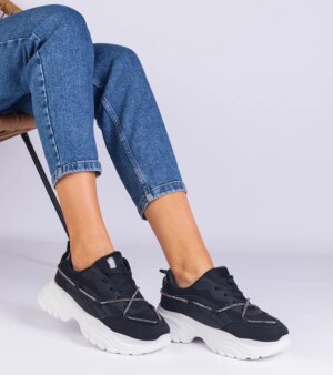 marka niezdefiniowana White trainers Justar