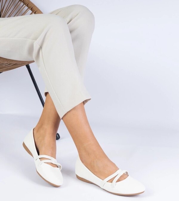 marka niezdefiniowana White women's ballerinas made of matte eco-leather Baronna