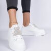 marka niezdefiniowana White women's sneakers decorated with a rhinestone teddy Karrot