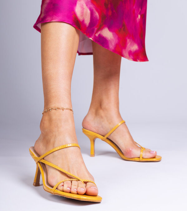 marka niezdefiniowana Yellow elegant heeled slides Kapilon