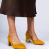marka niezdefiniowana Yellow pumps on an elegantly decorated block heel Karry