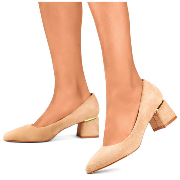 primohurt Beige suede low-heeled pumps